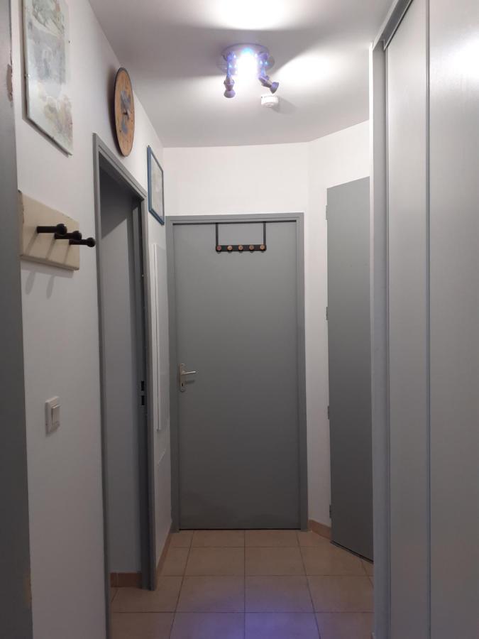 Appartement situé dans les Alpilles Mouries Exterior foto