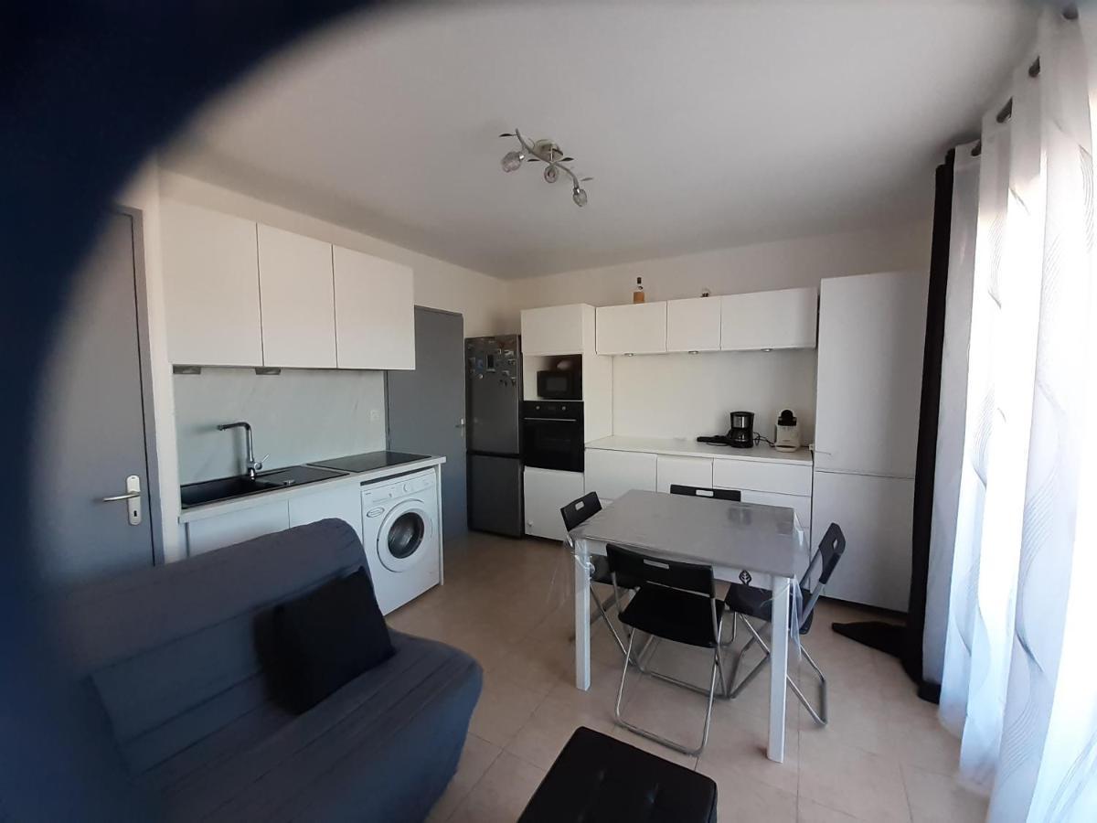 Appartement situé dans les Alpilles Mouries Exterior foto