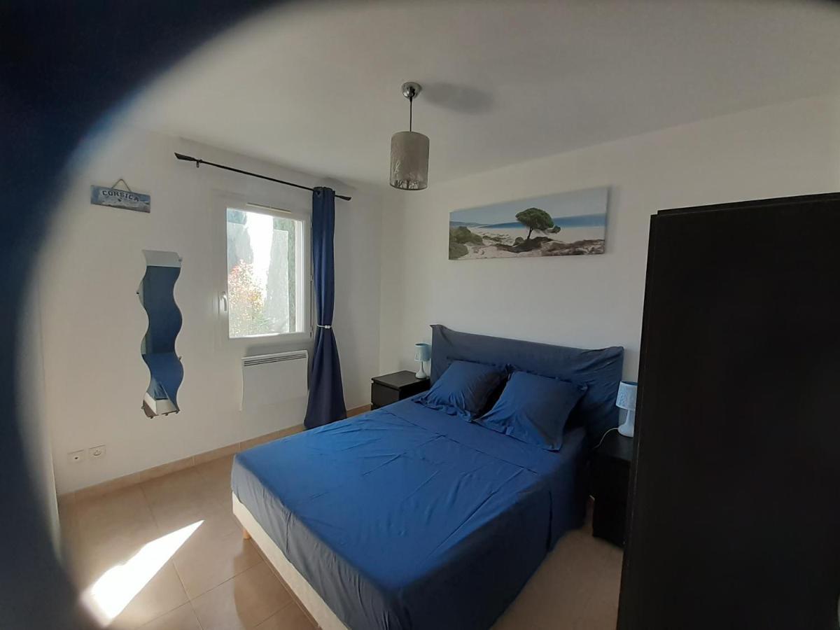 Appartement situé dans les Alpilles Mouries Exterior foto