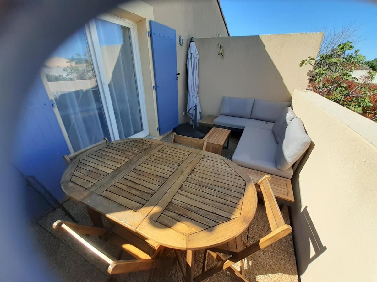 Appartement situé dans les Alpilles Mouries Exterior foto